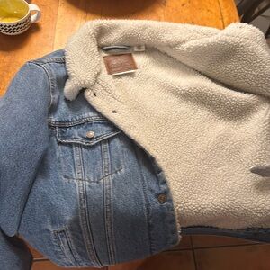 Levi sherpa jean denim jacket